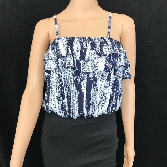 Paper Scissors Spaghetti Strap Ruffled Crop Top - Picture 2 of 7